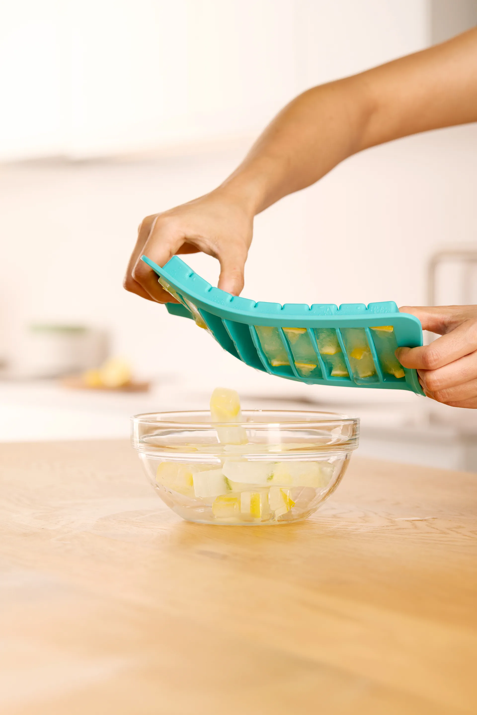 Lékué iskubsform silikon med lock, Turkos, stavar Lékué