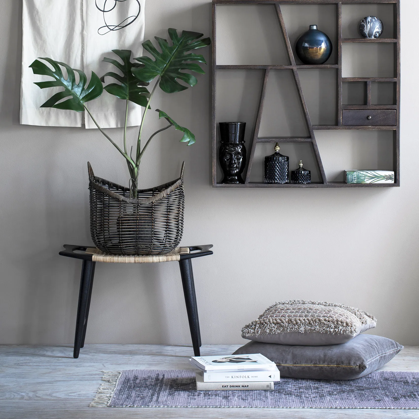 Miya förvaringsburk med lock Ø10,5 cm, Mörkt gråsvart Lene Bjerre