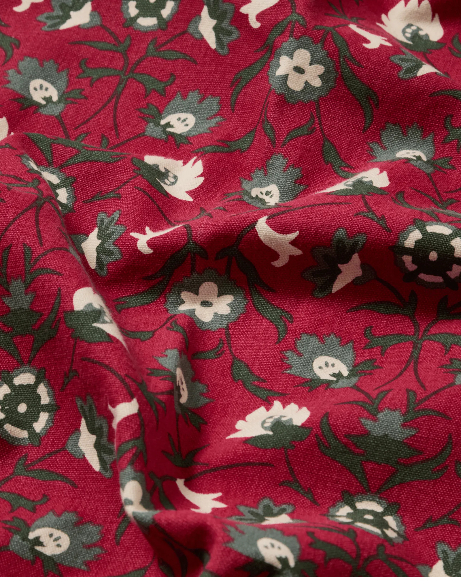 Flower printed ekologisk bomull bordsduk, Red-beige-green, 150x250 cm Lexington