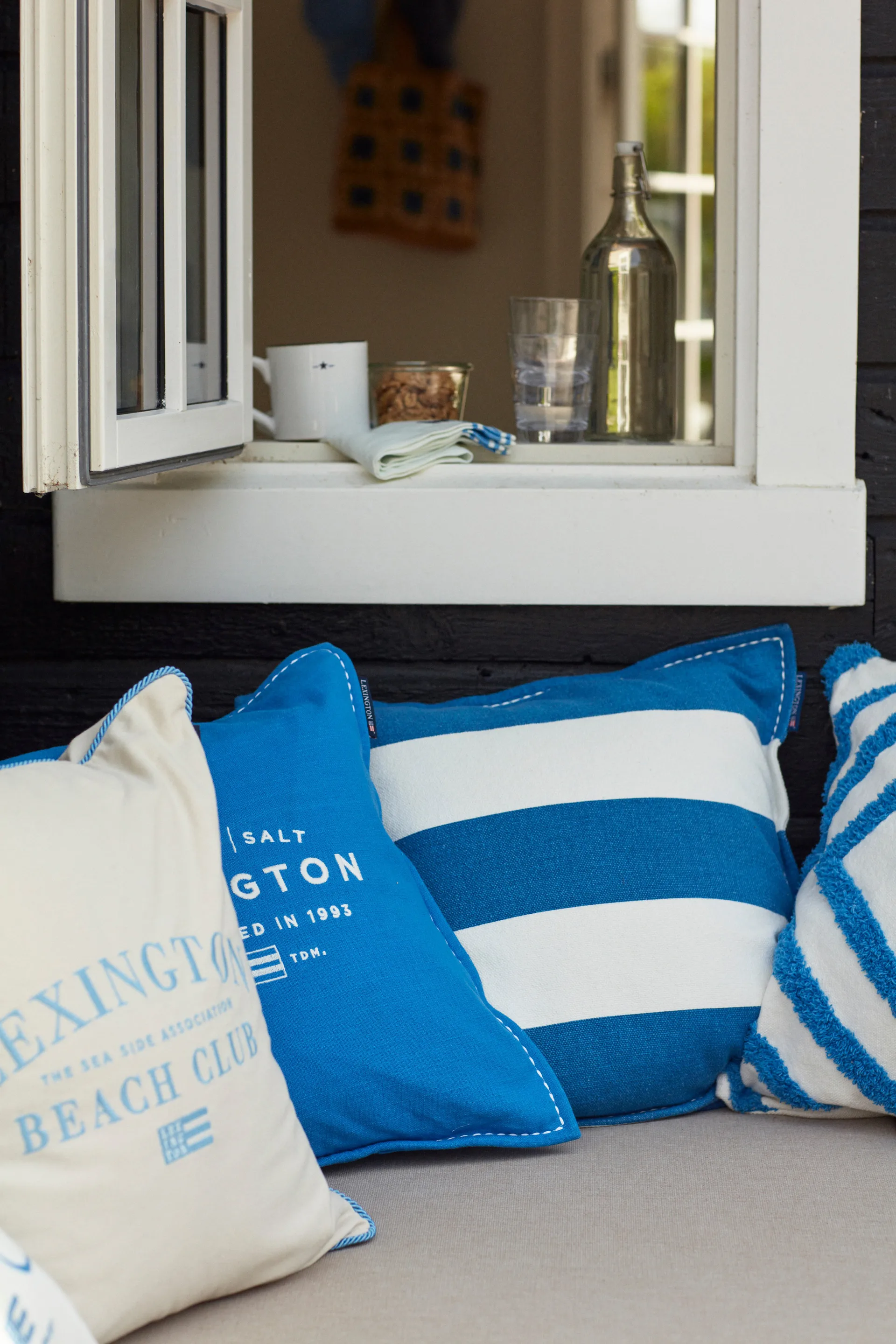 Rug Graphic Canvas kuddfodral 50x50 cm, Blå-vit Lexington