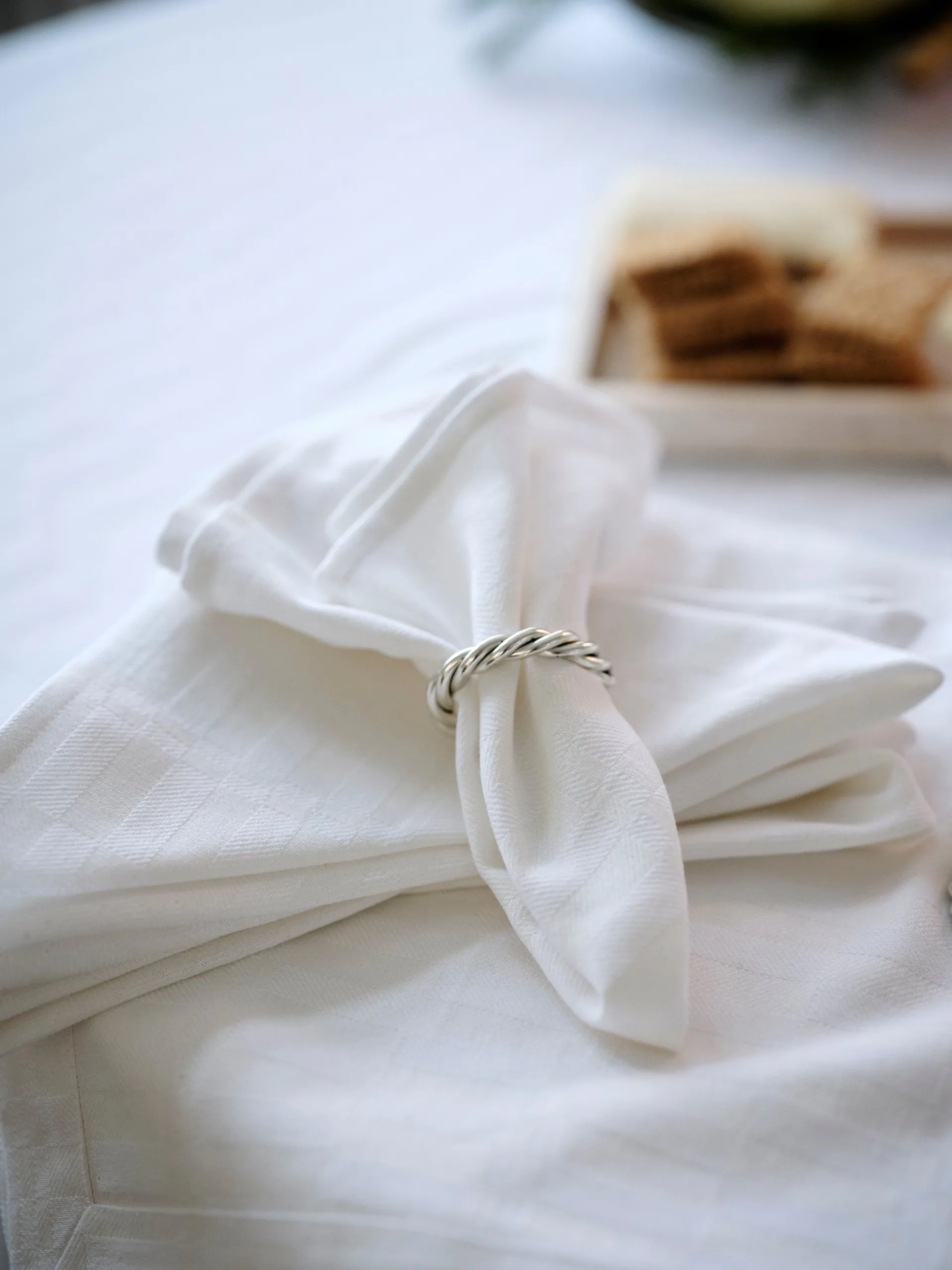 White jacquard cotton bordsduk 150x250 cm, Vit Lexington