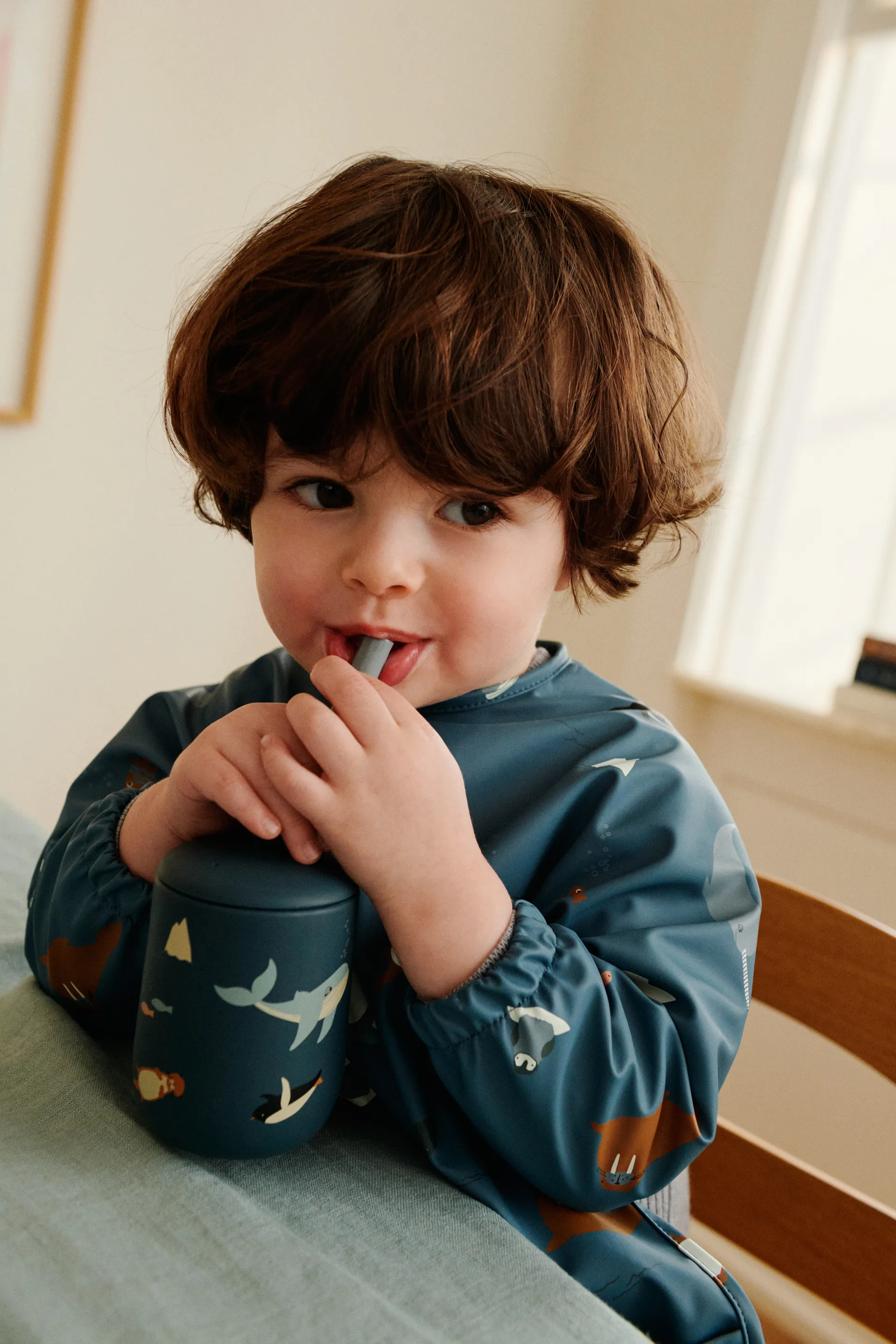 Ellis printed sippy cup pipmugg med sugrör 23 cl, Arctic Sea-Ocean view Liewood