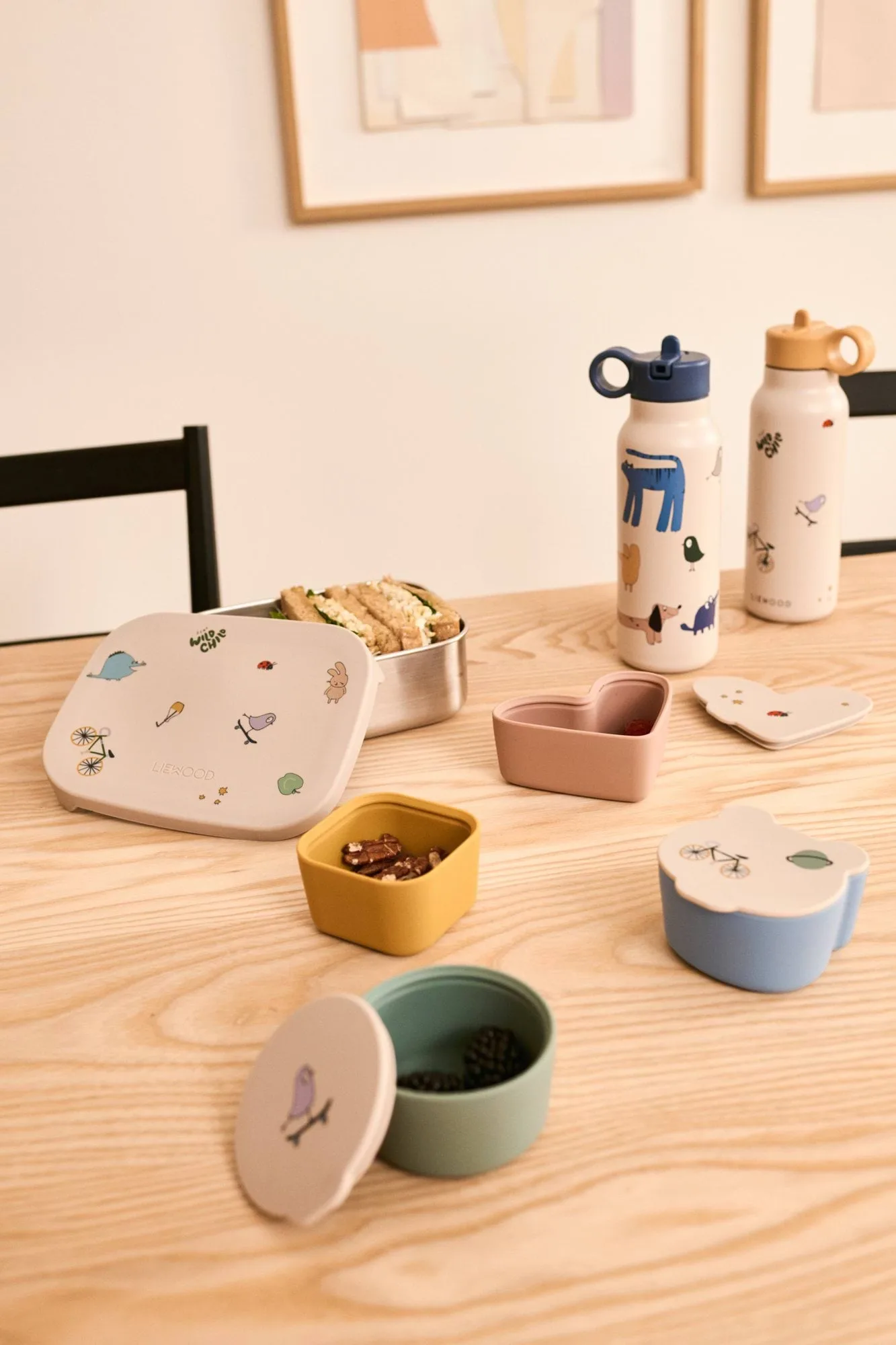 Falk vattenflaska 35 cl, Dino roar/Sandy Liewood