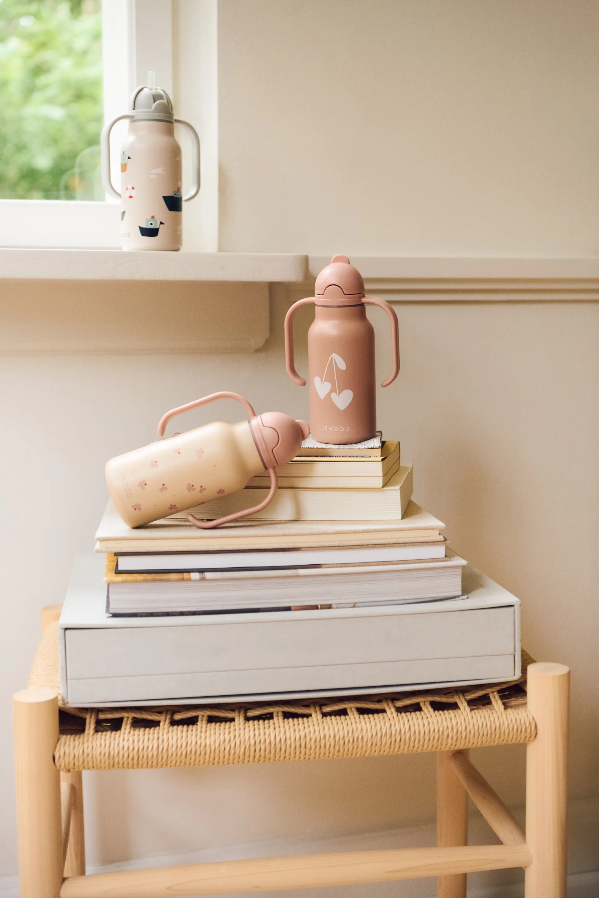 Kimmie vattenflaska 25 cl, Mini Butterfly-apple blossom Liewood