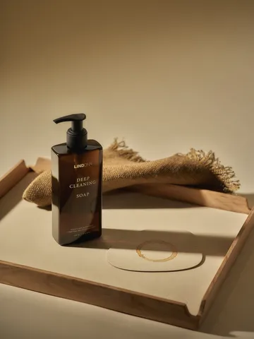 LIND DNA djuprengörande tvål - 250 ml - LIND DNA