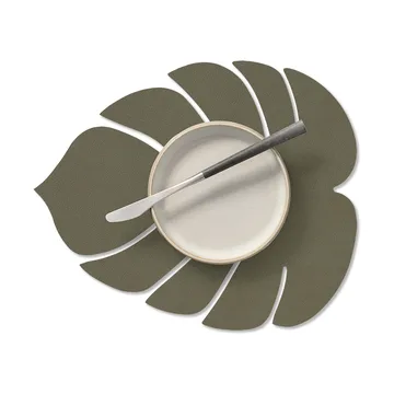 Monstera Leaf Nupo bordstablett S - Army green, 26x22 cm - LIND DNA