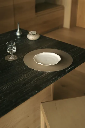 Nupo bordstablett - Clay brown, circle, L - LIND DNA