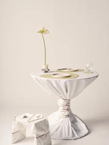 Nupo bordstablett curve L - Lemon sorbet, 44x37 cm - LIND DNA