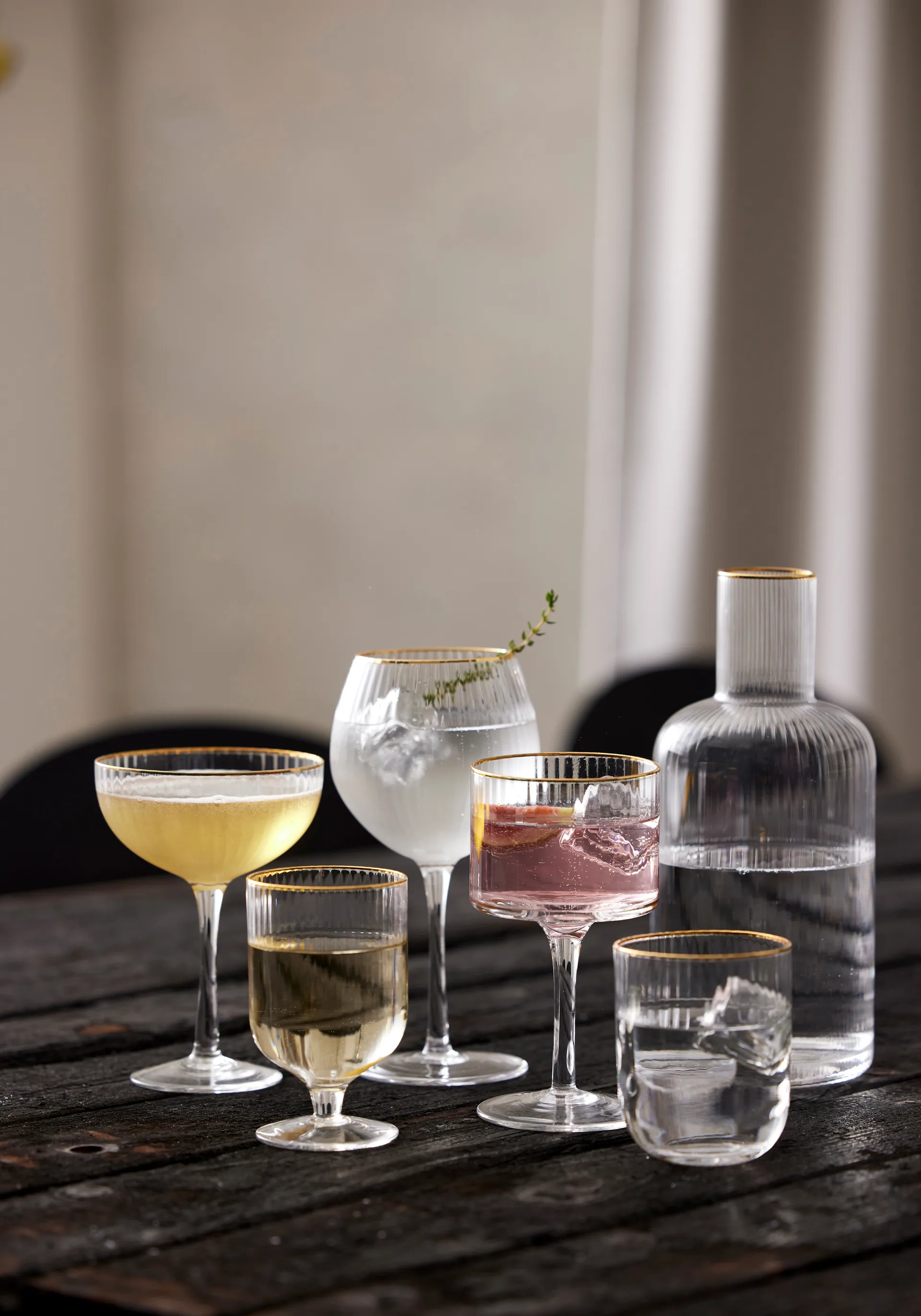 Palermo Gold cocktailglas 31,5 cl 4-pack, Klar-guld Lyngby Glas