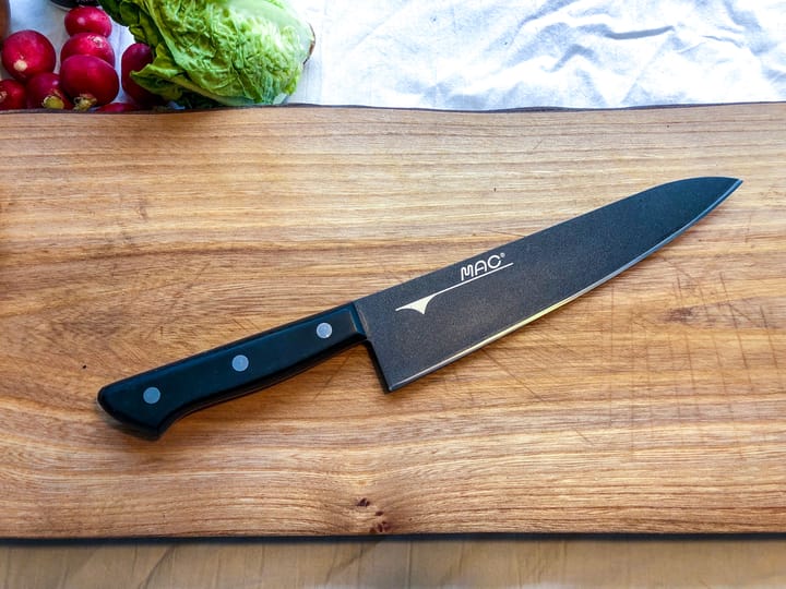 Mac Universalkniv Chef trähandtag 21 cm, Svart MAC