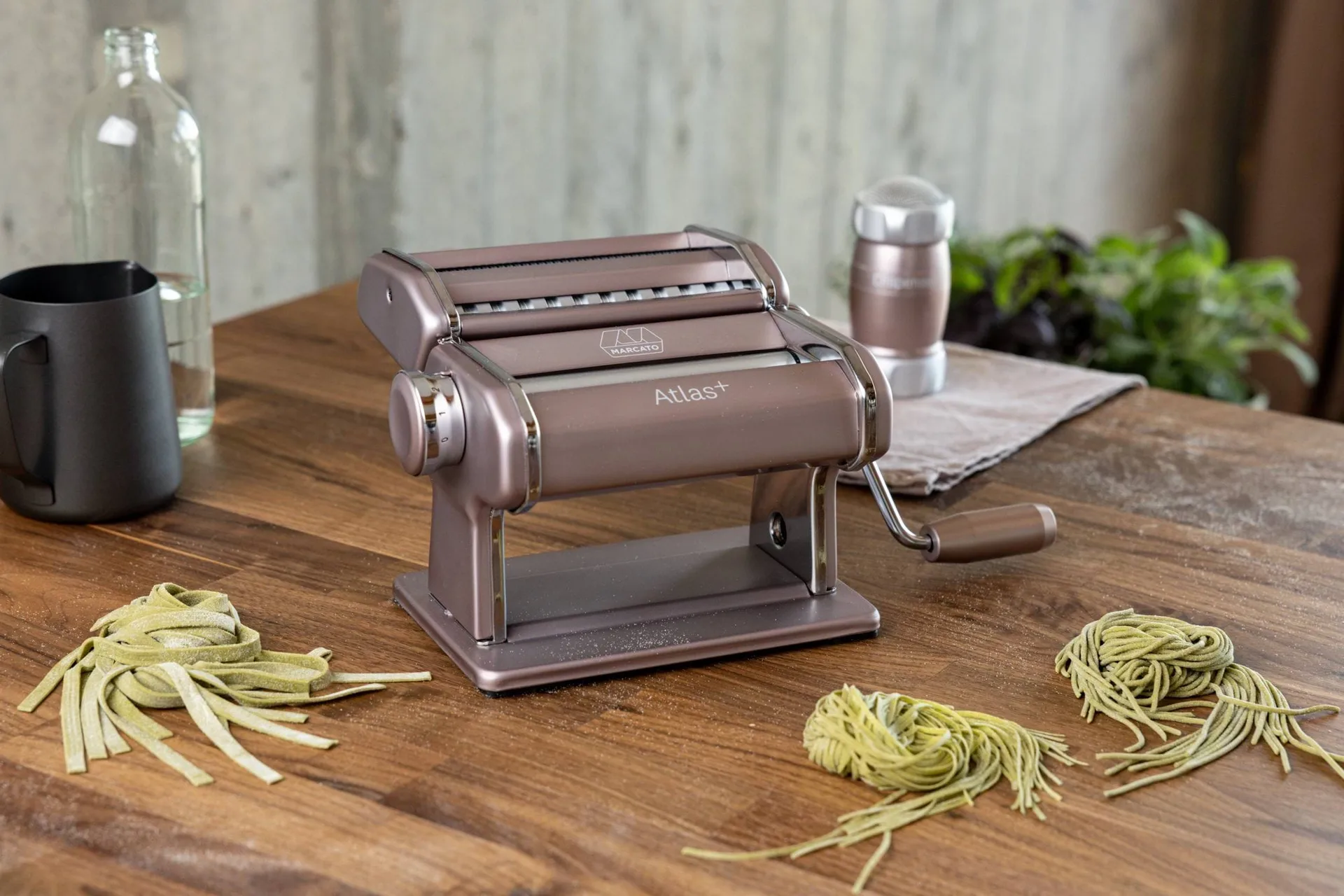 Marcato Atlas 150+ pastamaskin, Powder rosa Marcato