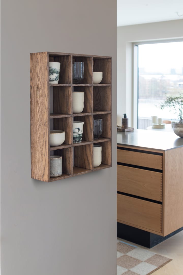 Showcase vägghylla 40x53 cm, Dark oiled oak Mette Ditmer