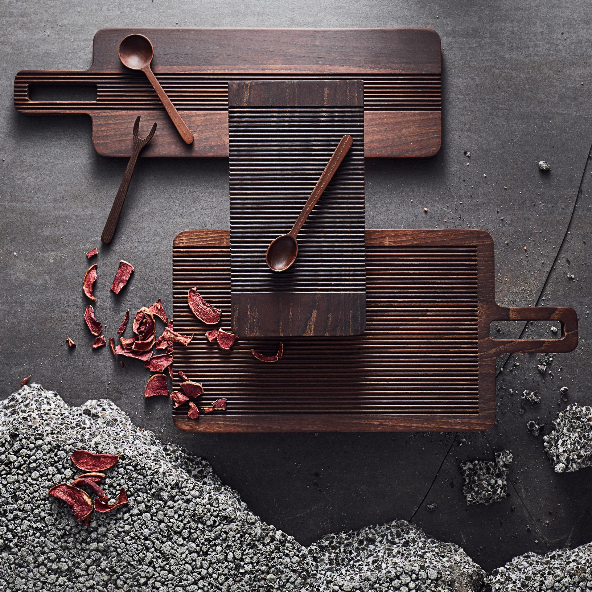 Yami skärbräda för bröd 22x44 cm, Brun MUUBS