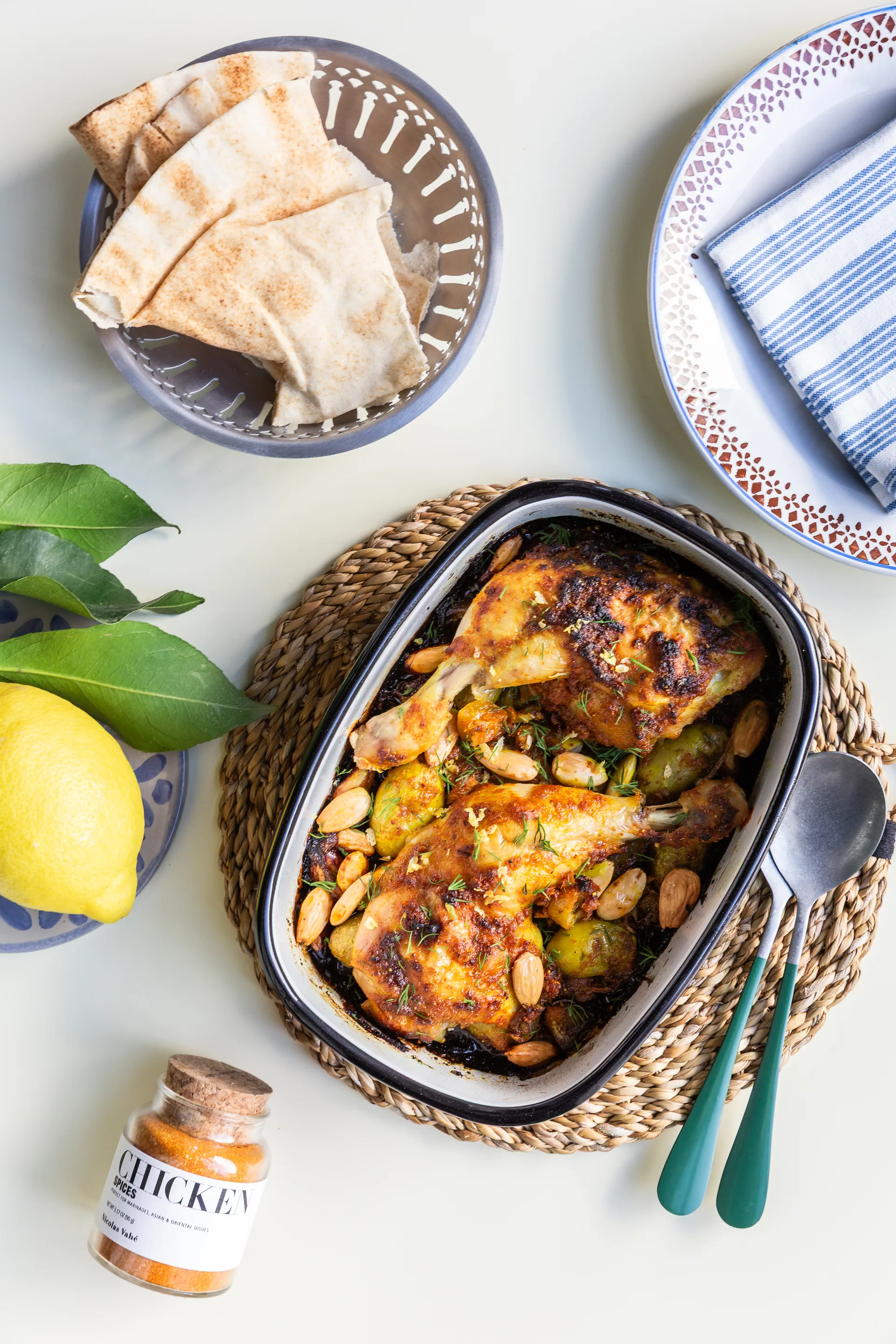 Nicolas Vahé brödkorg 2 delar, Antik silverfinish Nicolas Vahé