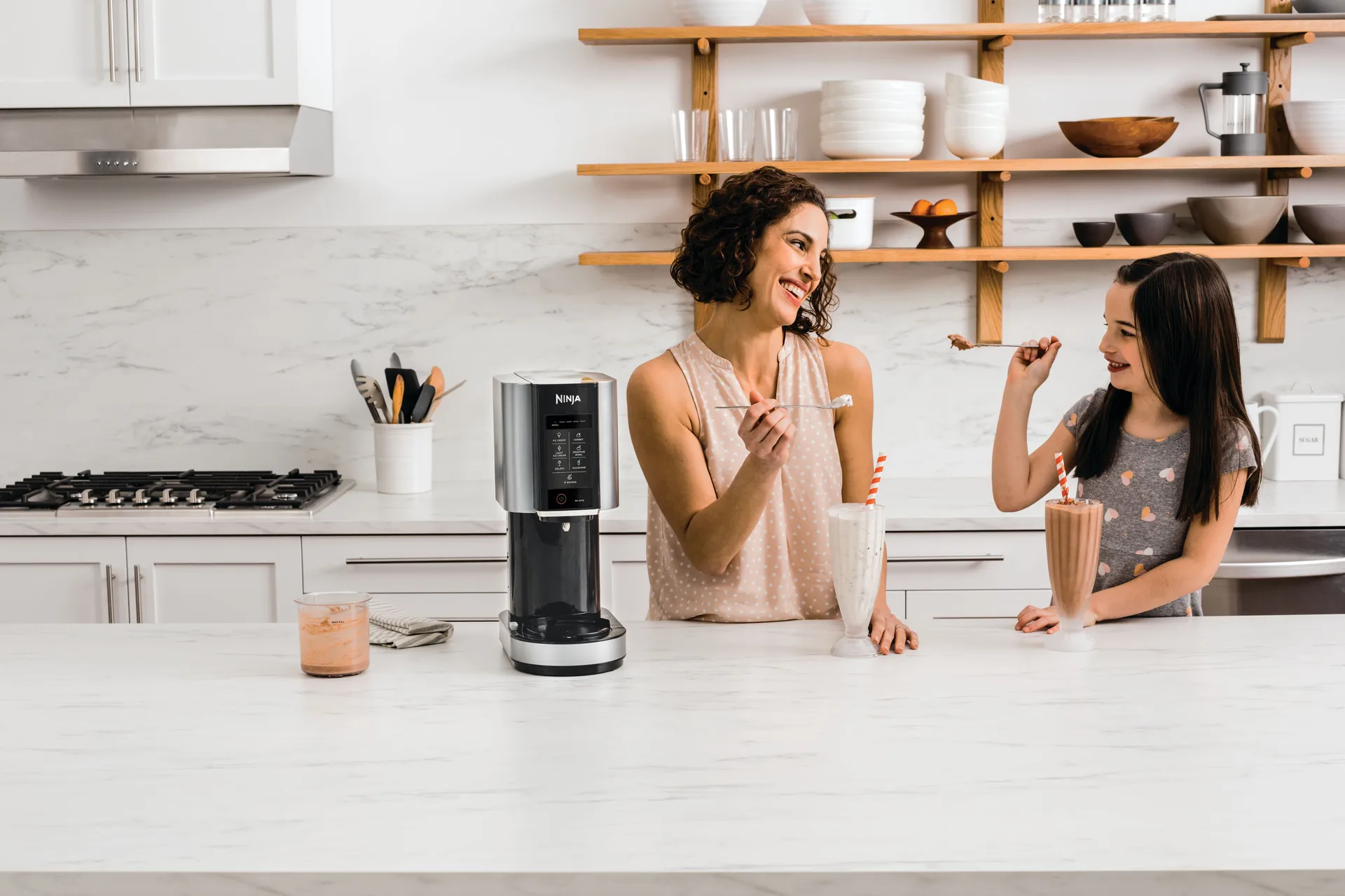 Ninja CREAMi NC302EU glass- och dessertmaskin, Black Ninja