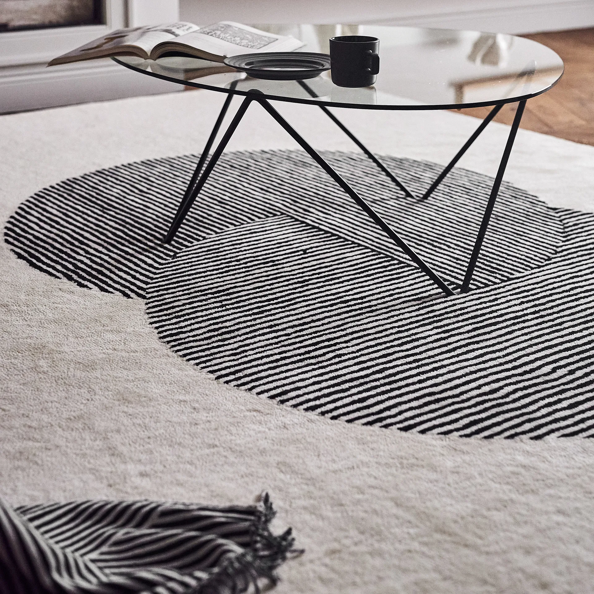 Circles ullmatta naturvit, 200x300 cm NJRD