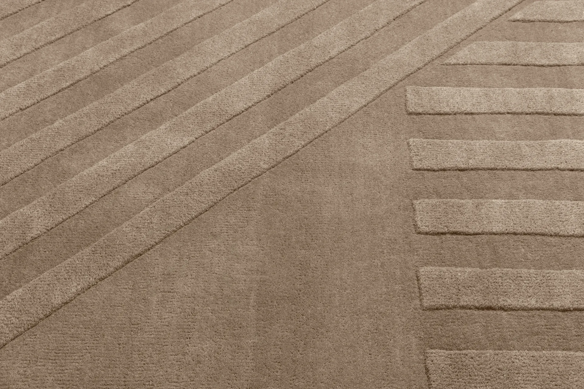 Levels Stripes ullmatta, Mullvad, 200x300 cm NJRD