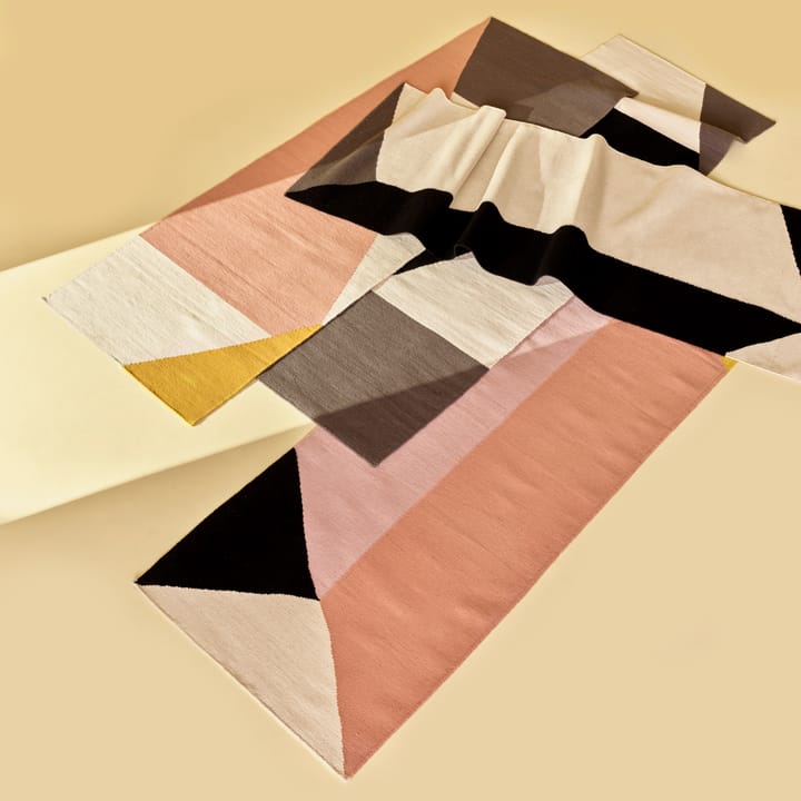 Stripes blocks kelimmatta rosa, 80x240 cm NJRD