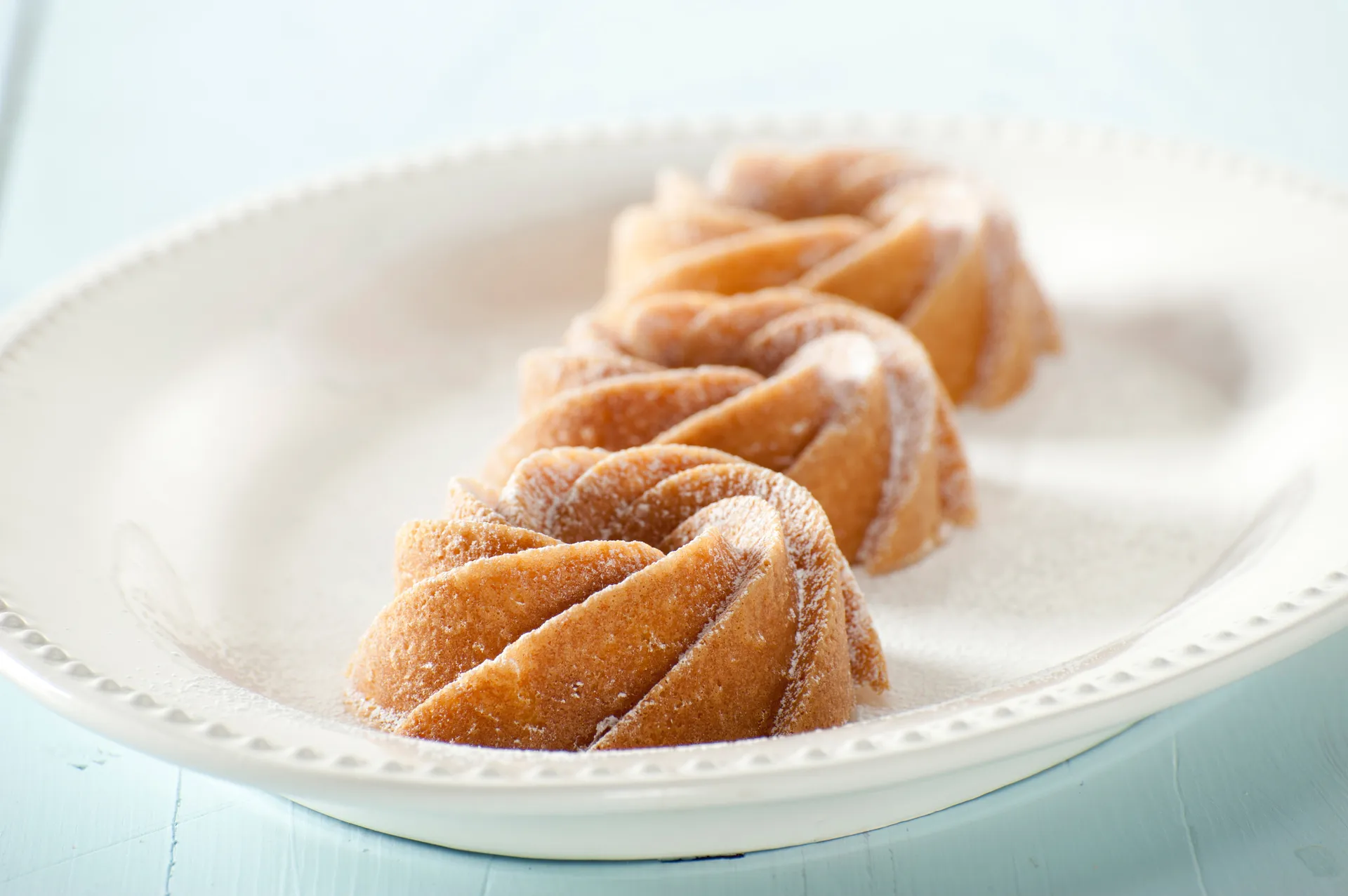 Nordic Ware heritage bundtlette bakform guld, 0,9 L Nordic Ware