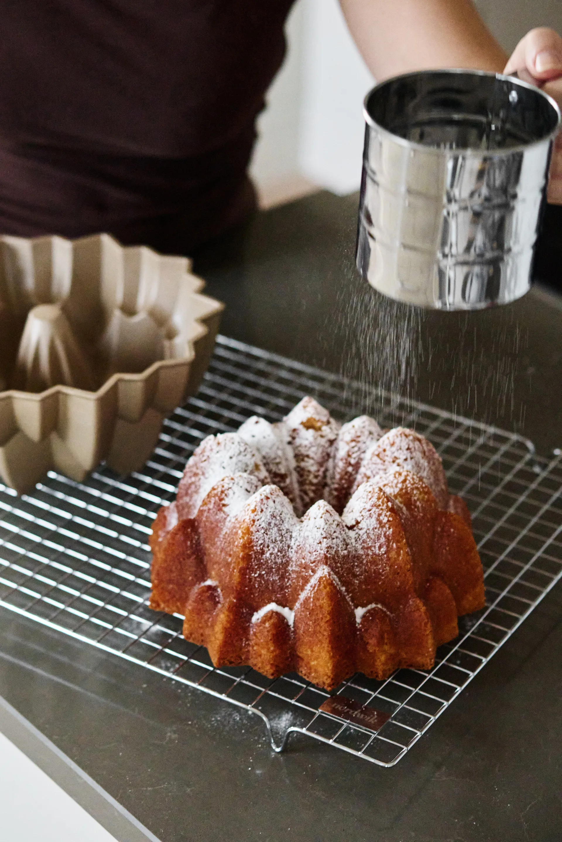 Nordwik Poppy sockerkaksform, Guld Nordwik