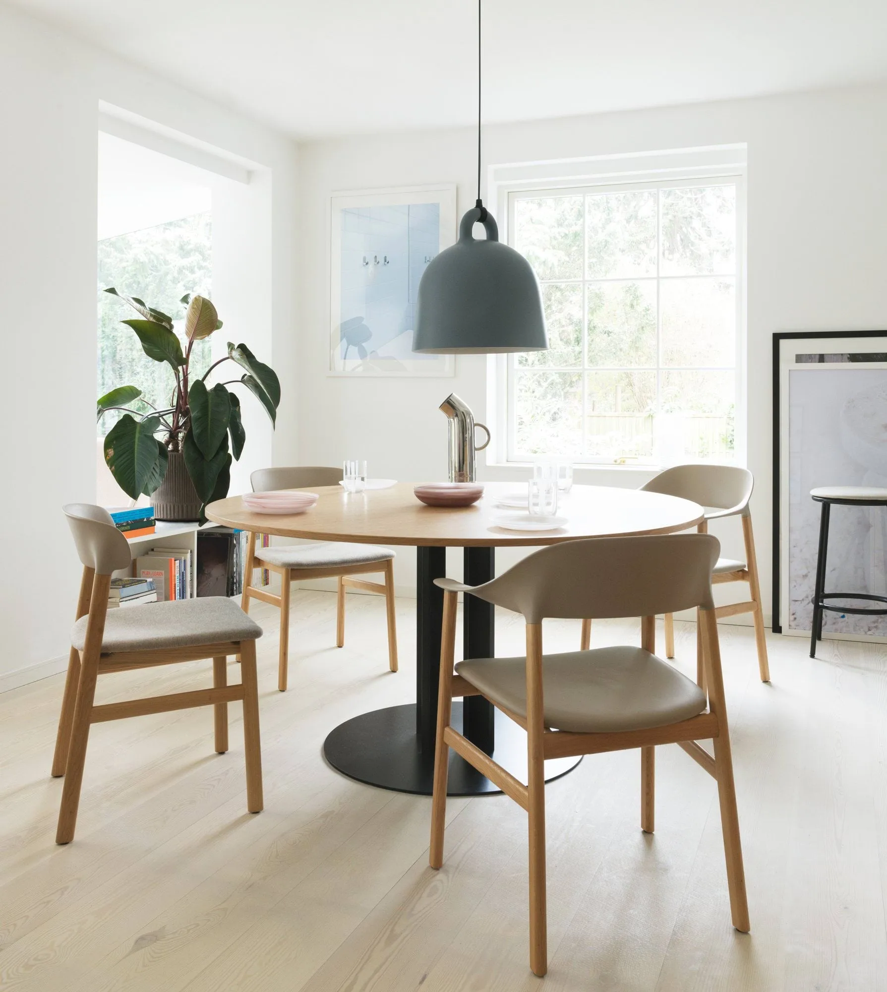 Bell lampa grå, Medium Normann Copenhagen