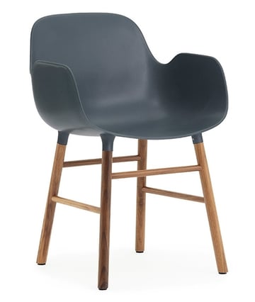 Läs mer om Normann Copenhagen Form karmstol Blå