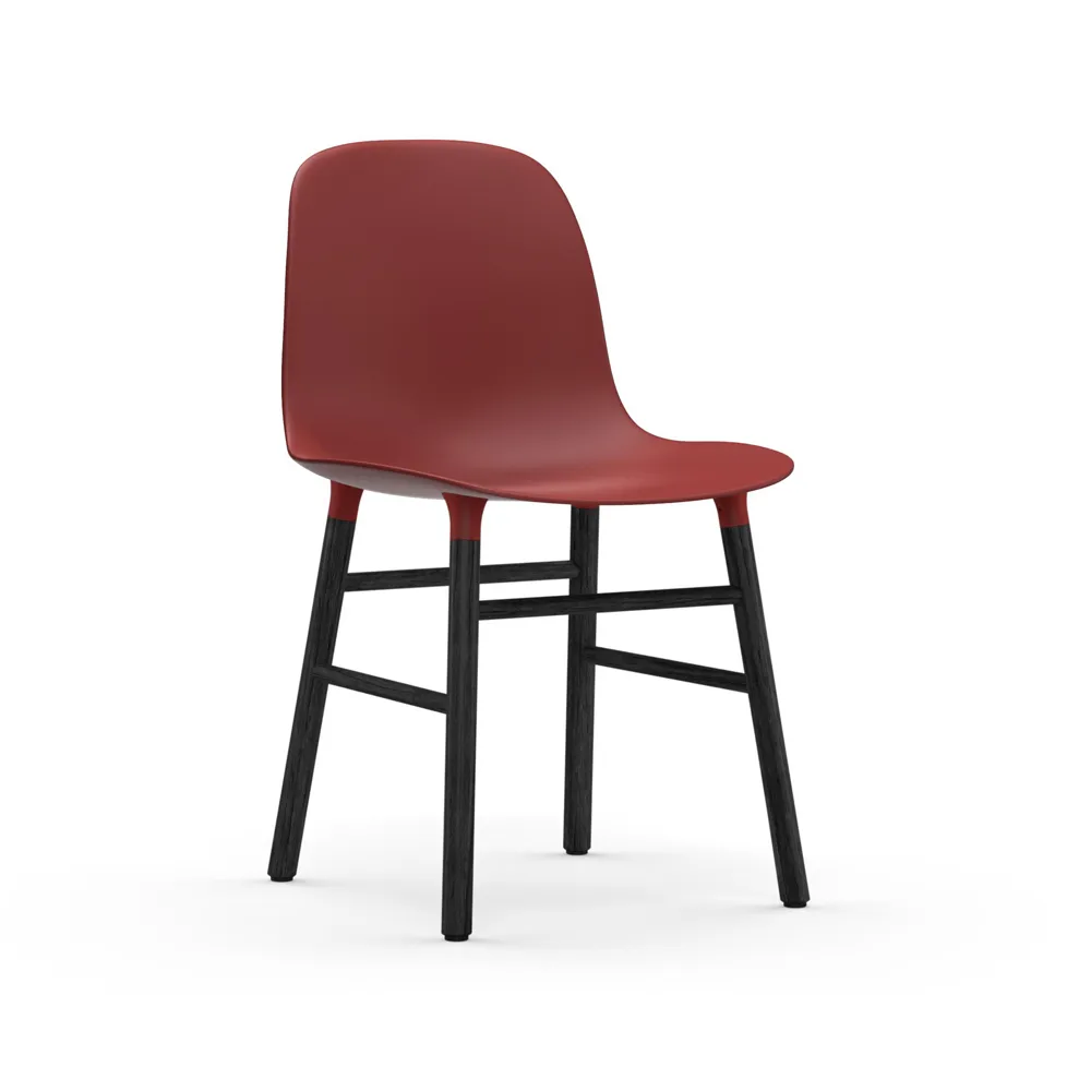 Normann Copenhagen Form stol red svarta ben