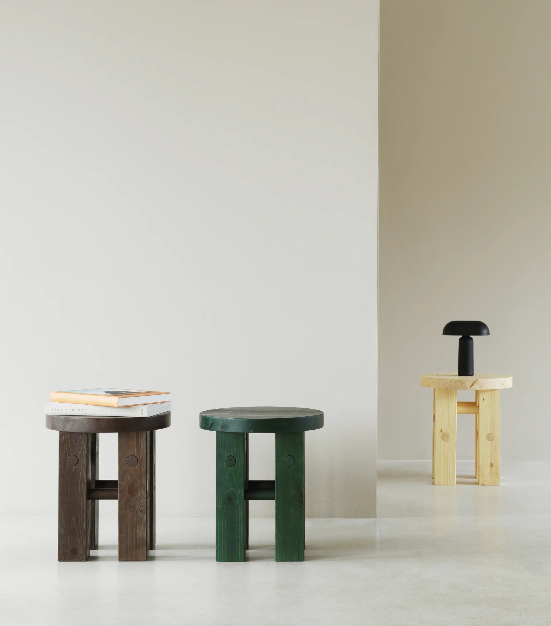 Fyr rund pall 45 cm, Dark brown, Ø40x45 cm Normann Copenhagen