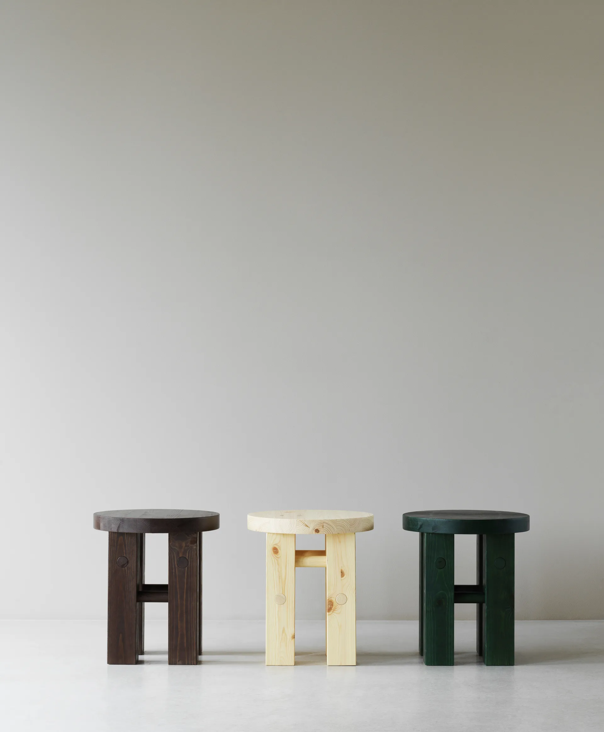 Fyr rund pall 45 cm, Pine, Ø40x45 cm Normann Copenhagen