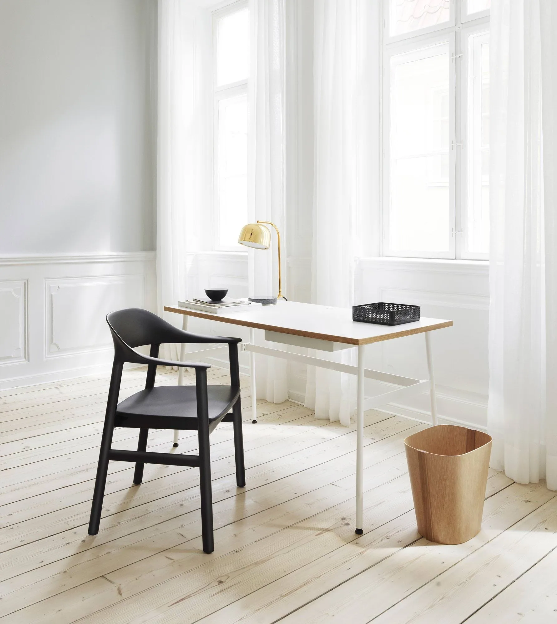 Herit karmstol ek, White Normann Copenhagen