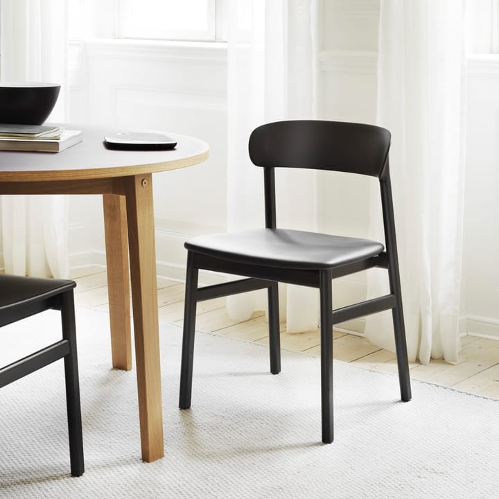 Herit stol läderklädsel svart ek, Svart Normann Copenhagen