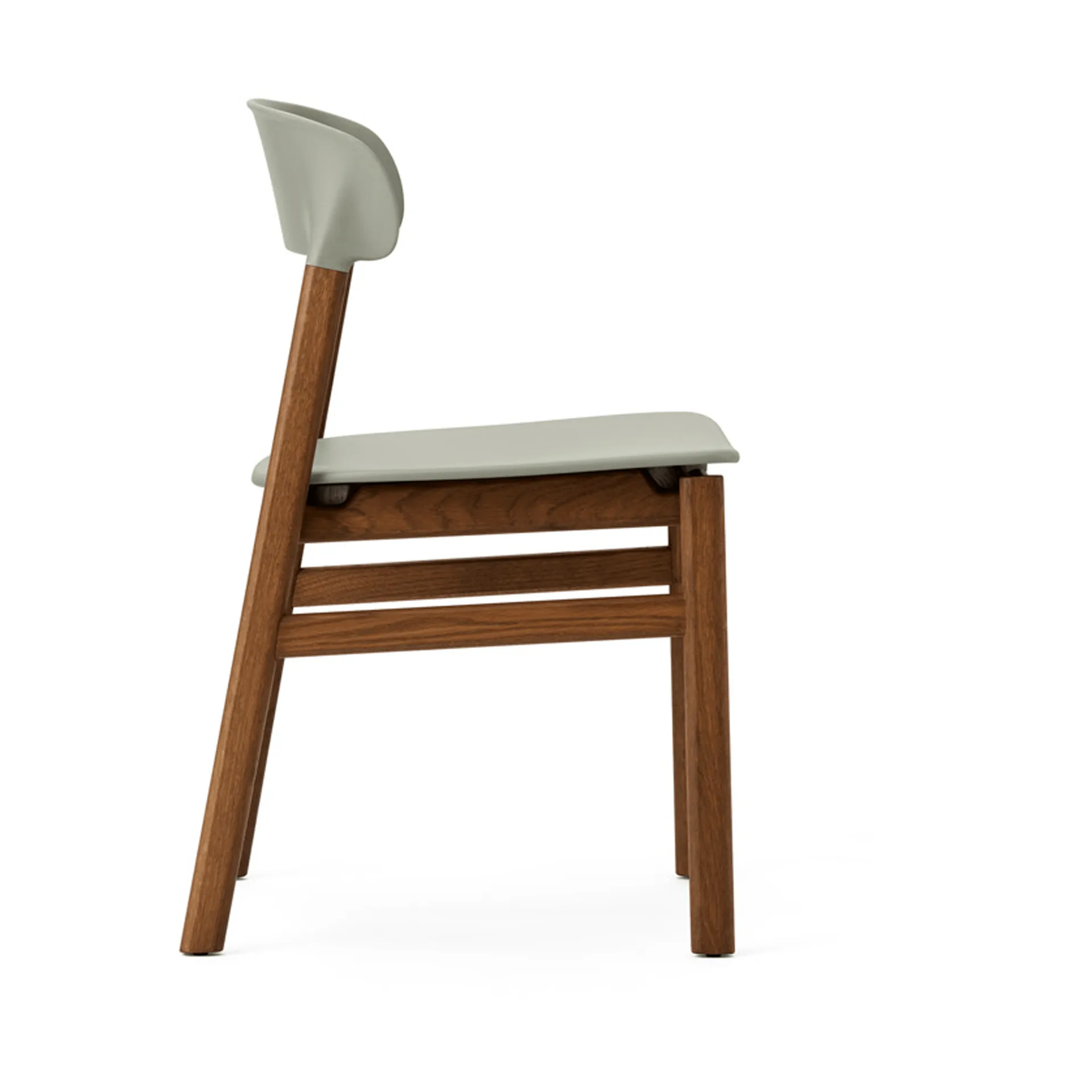 Herit stol rökt ek, Dusty green (grön) Normann Copenhagen
