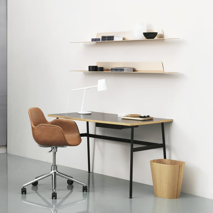 Jet hylla, svart, aluminium, 160 cm Normann Copenhagen