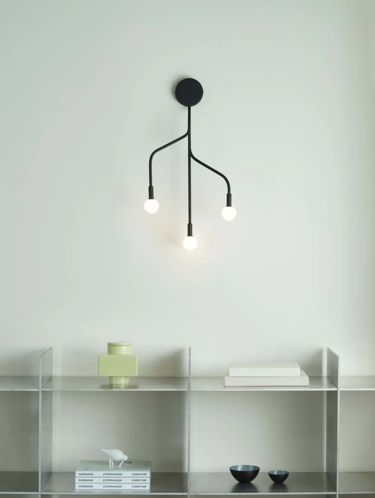Vekst Vägglampa, Svart Normann Copenhagen