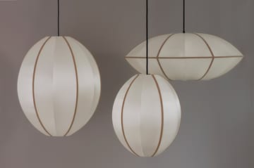 Indochina Classic Oval L lampskärm - Offwhite-amber - Oi Soi Oi