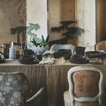 Yuki middagstallrik - Brun-svart - Olsson & Jensen