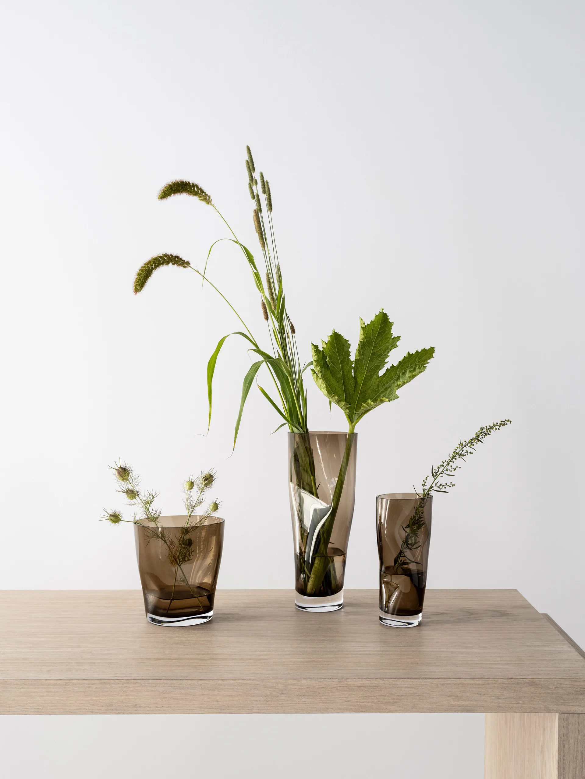 Squeeze vas 23 cm, Brun Orrefors