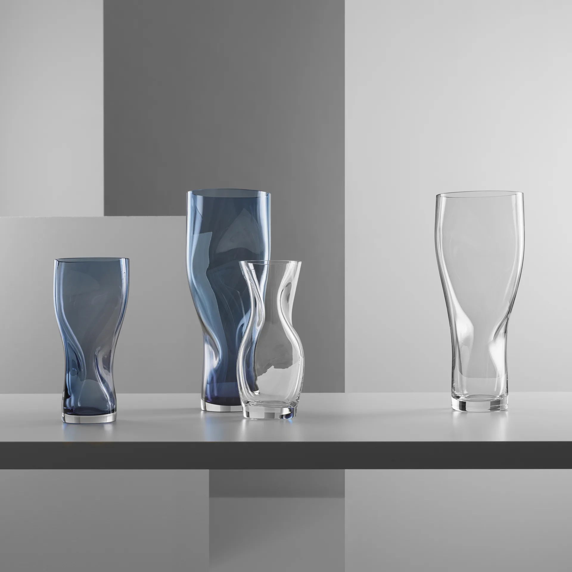 Squeeze vas 23 cm, Klar Orrefors