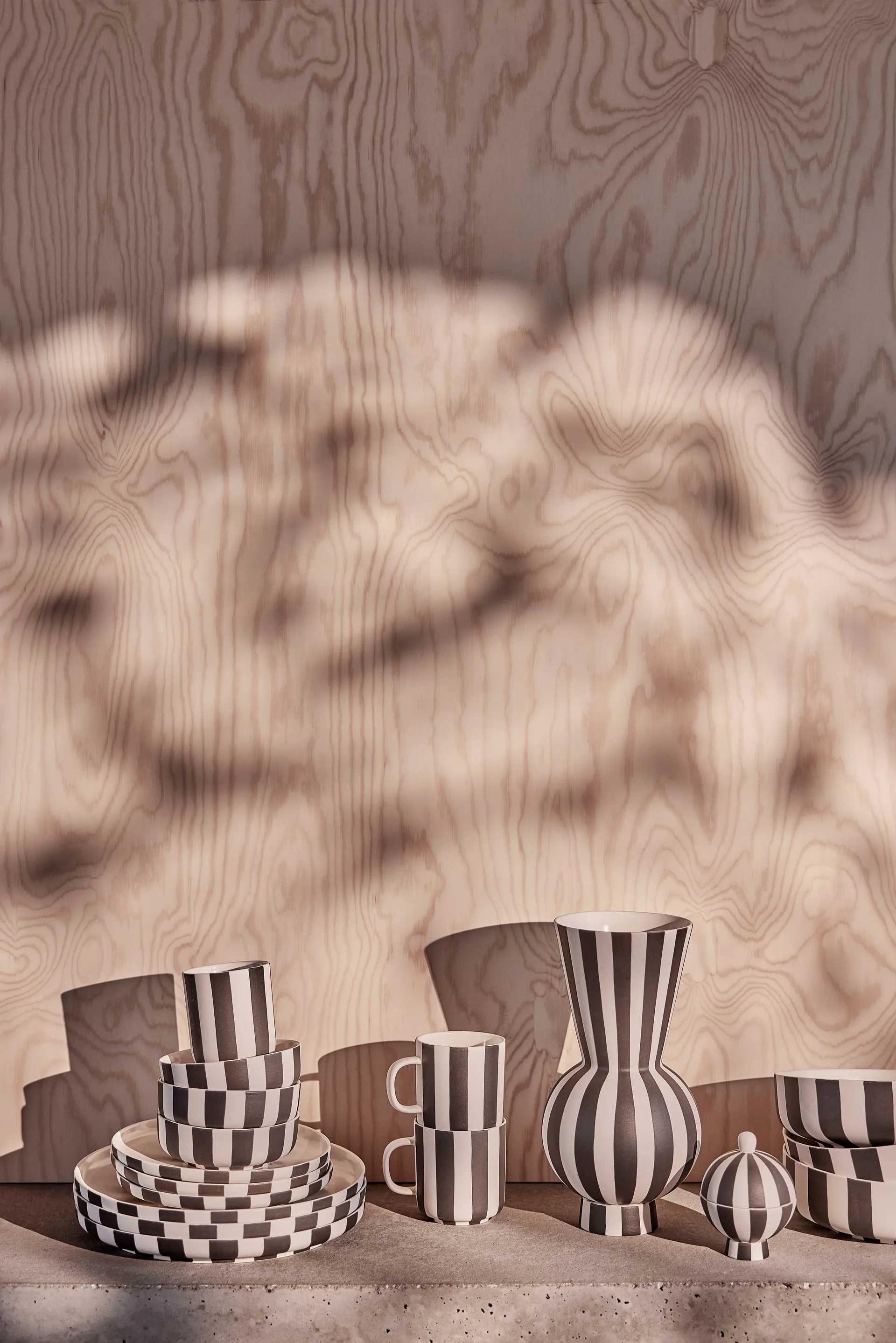 Toppu mugg, Black-white OYOY