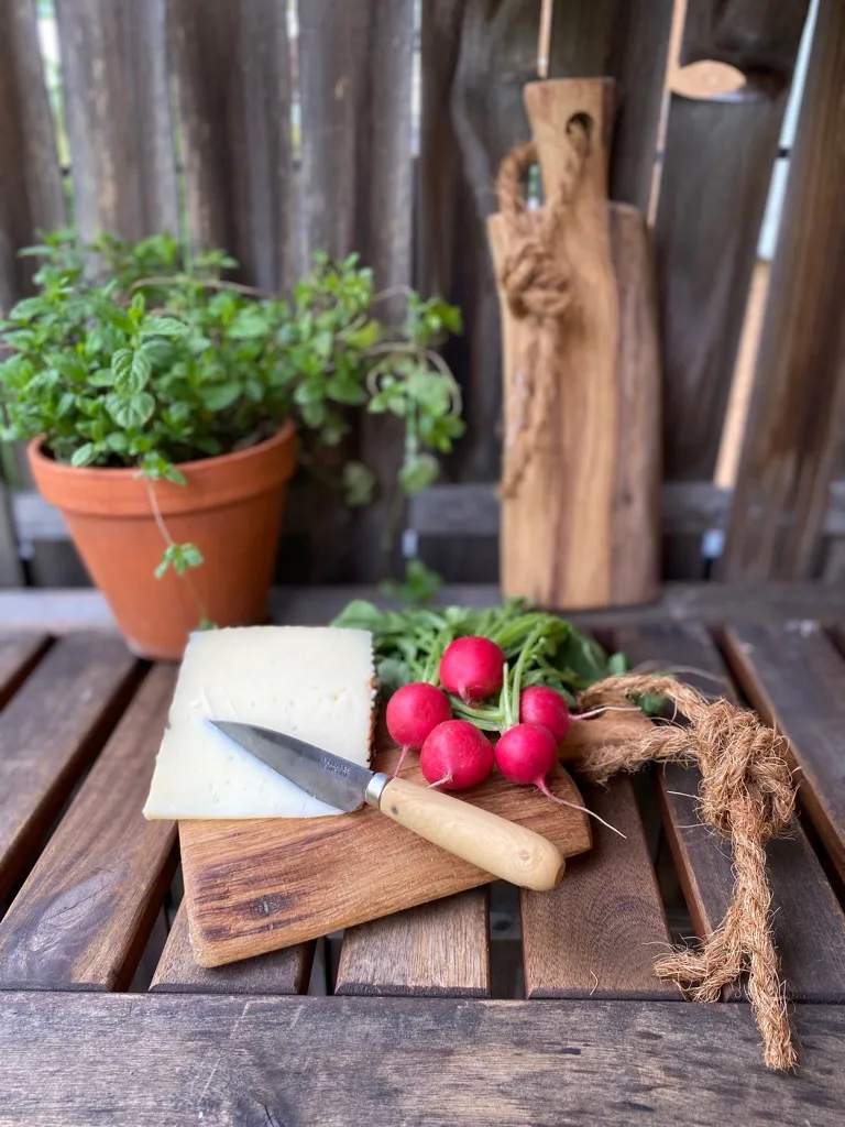 Pallarés traditionell kökskniv kolstål, 9 cm Pallarès