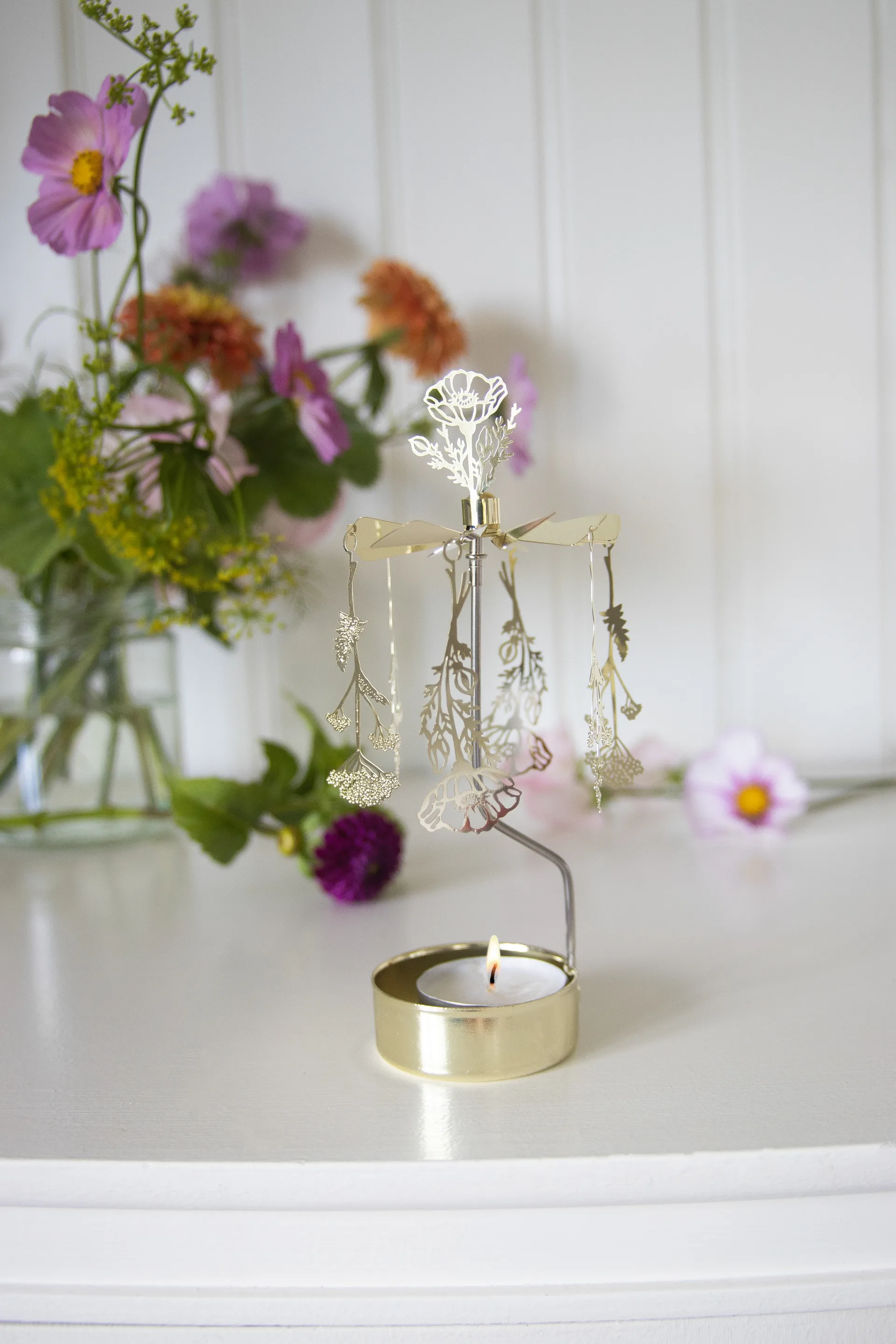Änglaspel flora, Guld Pluto Design