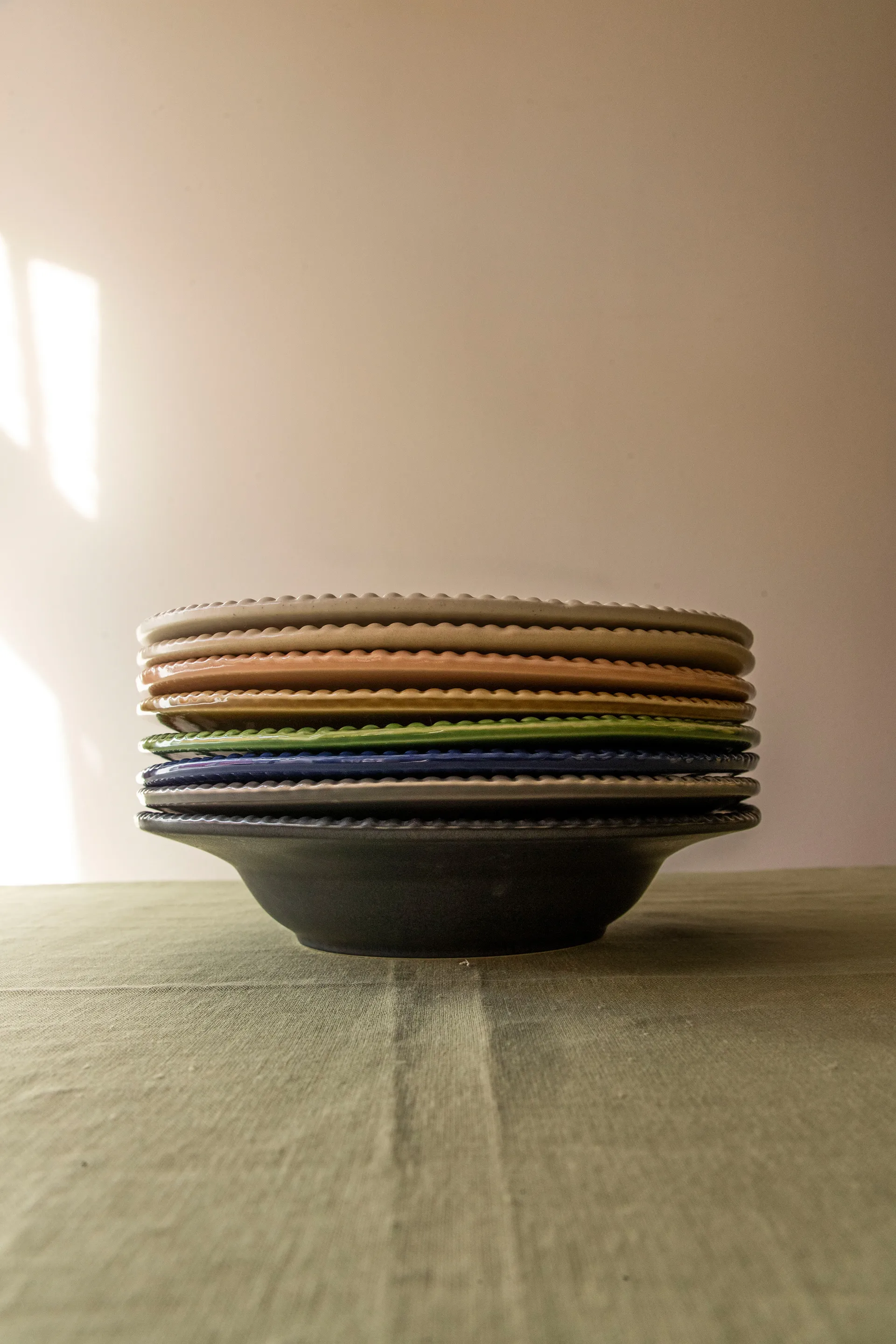 Daria pastatallrik Ø35 cm, Umbra PotteryJo