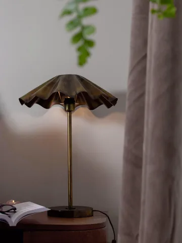 Aira bordslampa - Bränd mässing, 54 cm - PR Home