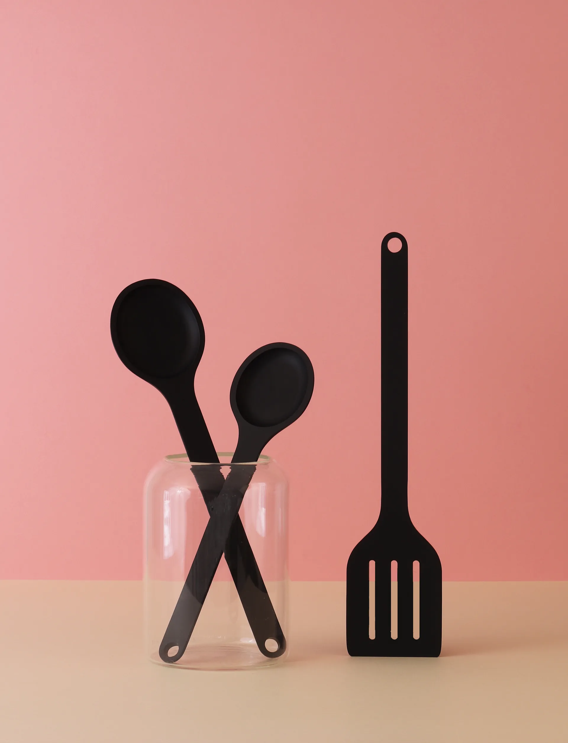 STIR-IT stekspade 32 cm, Black RIG-TIG
