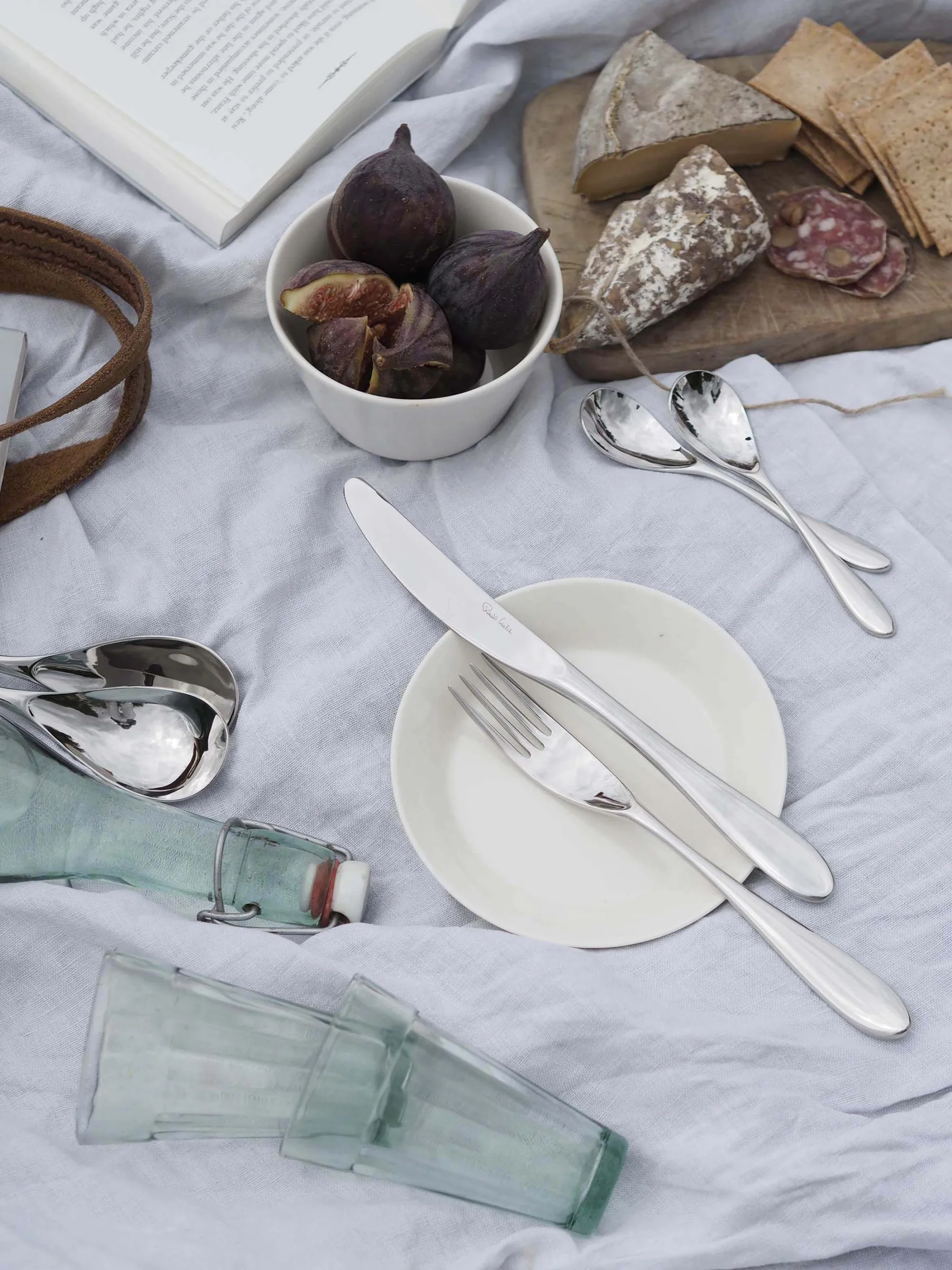 Bourton Bright bestickset, 24 delar Robert Welch