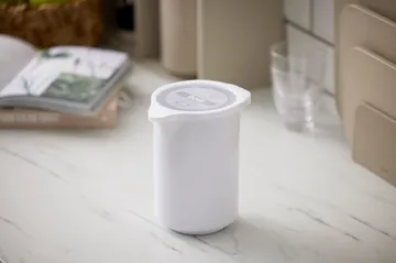 NEW Classic mixkanna med lock - Vit, 1,25 liter - Rosti