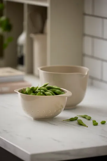 NEW Margrethe skål med durkslag - Humus, 1,5 liter - Rosti