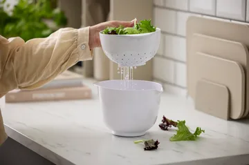 NEW Margrethe skål med durkslag - Vit, 1,5 liter - Rosti