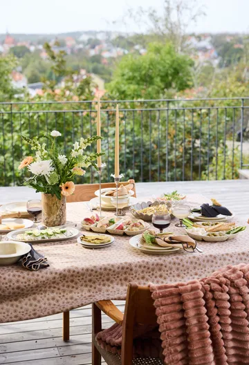 Edith duk 150x280 cm - Mixad beige - Sagaform