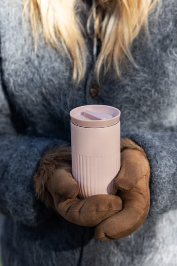 Tova bilmugg termosmugg 32 cl - Rosa Pantone - Sagaform
